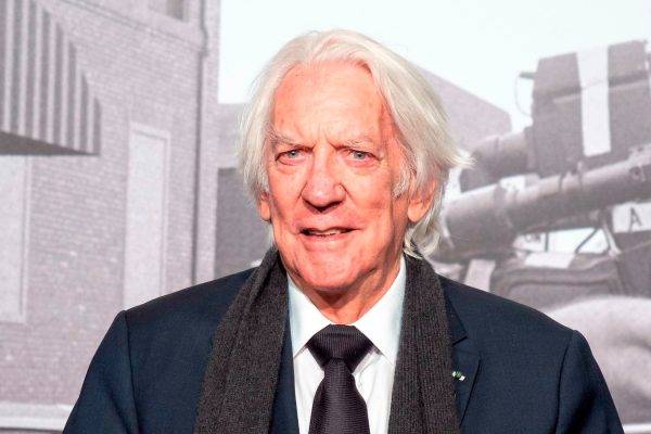 Actor Donald Sutherland, known for his roles in film and father of Kiefer Sutherland, passes away at age 88