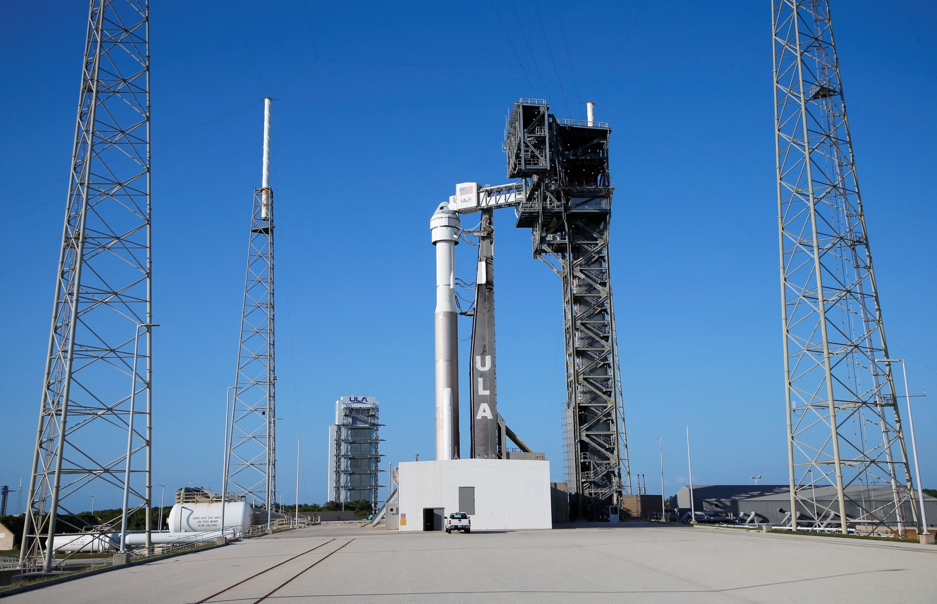 PHOTO: Boeing's Starliner capsule, atop an Atlas V rocket, sits on the launch pad at Space Launch Complex 41, June 3, 2024, in Cape Canaveral, Fla.