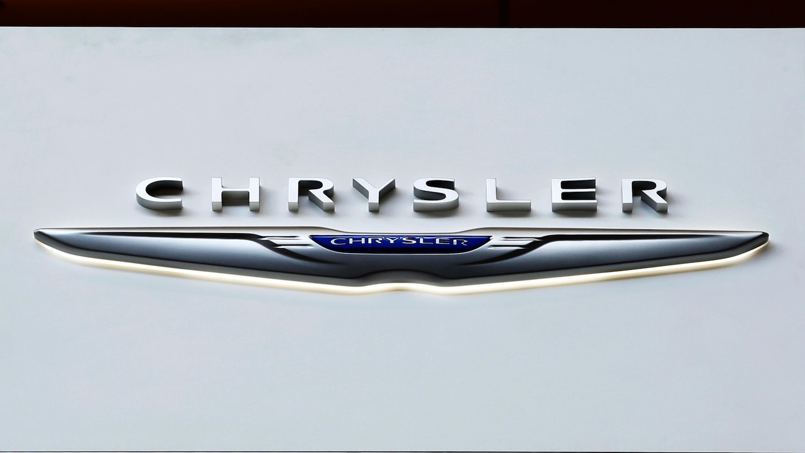 Chrysler issues recall for over 211,000 SUVs and pickup trucks over software malfunction