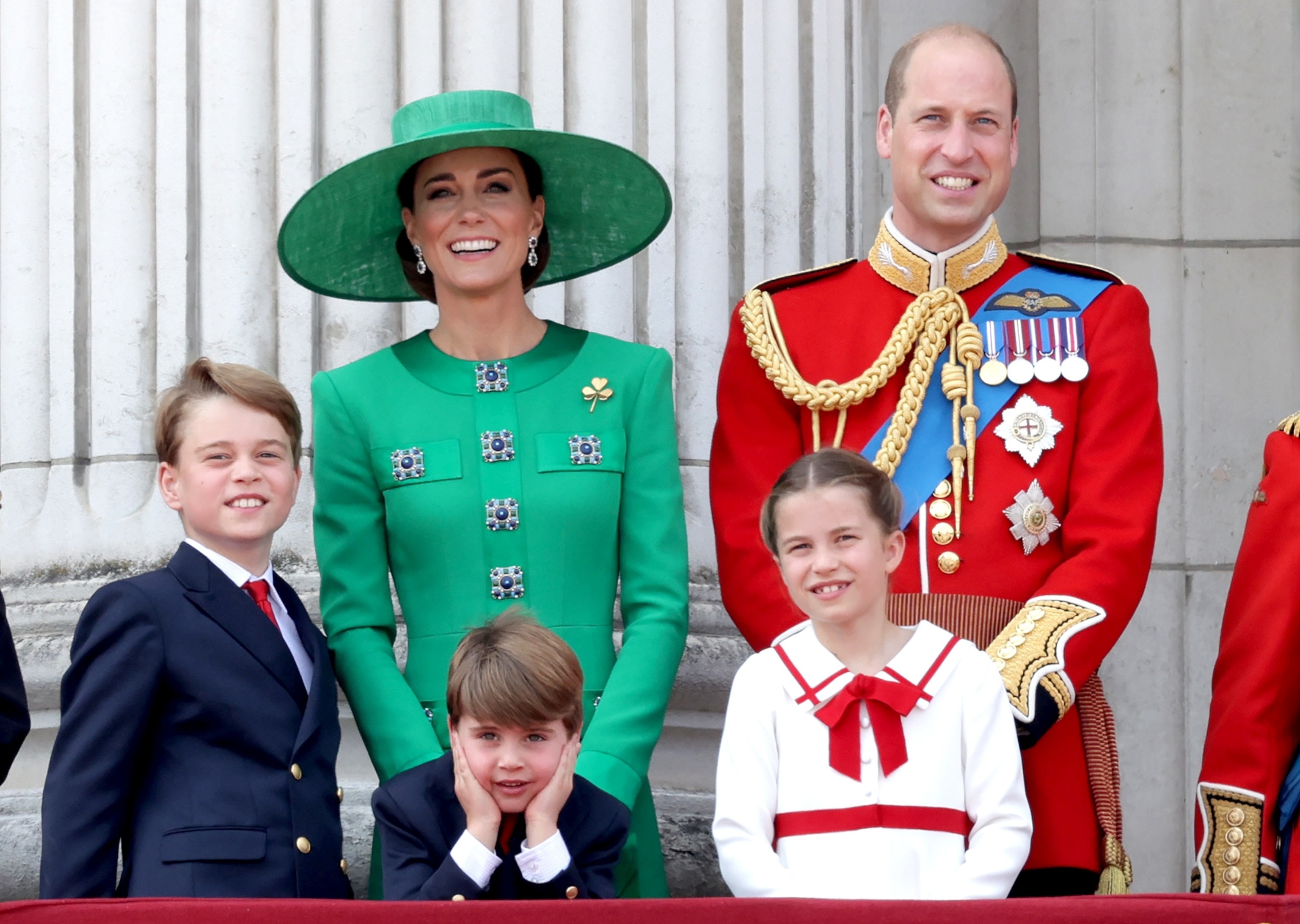 PHOTO: Prince William, Prince of Wales, Prince Louis of Wales, Catherine, Princess of Wales, Princess Charlotte, Prince Louis and Prince George of Wales on the Buckingham Palace balcony during Trooping the Colour, June 17, 2023, in London.