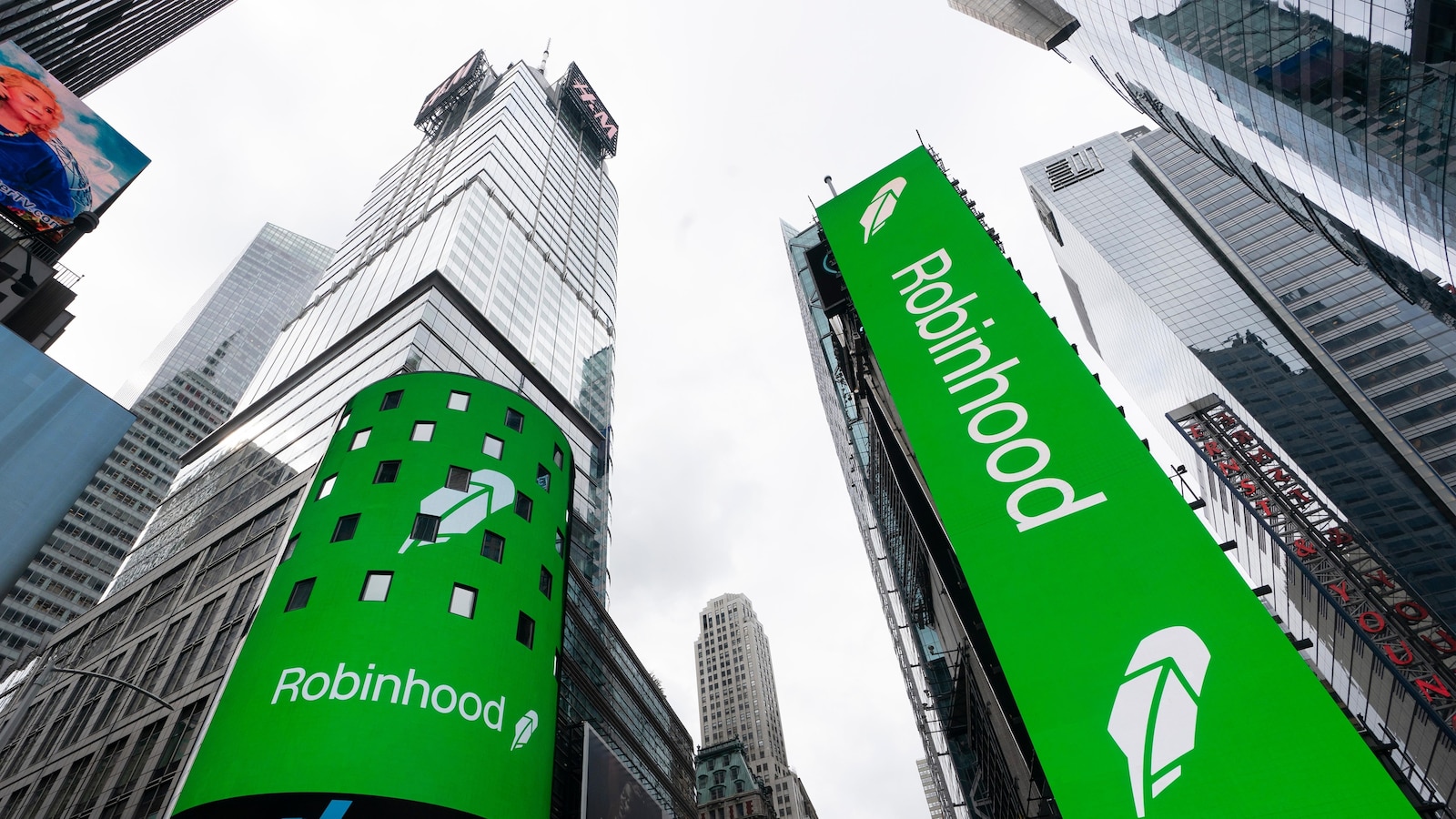 Robinhood acquires Bitstamp cryptocurrency exchange for approximately $200 million