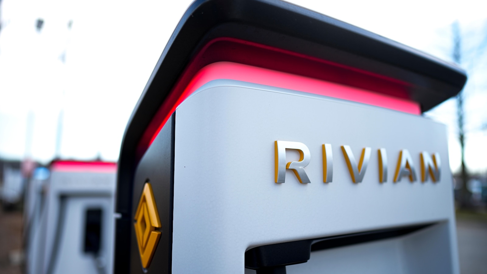 Volkswagen injects $1 billion into Rivian, causing shares to soar