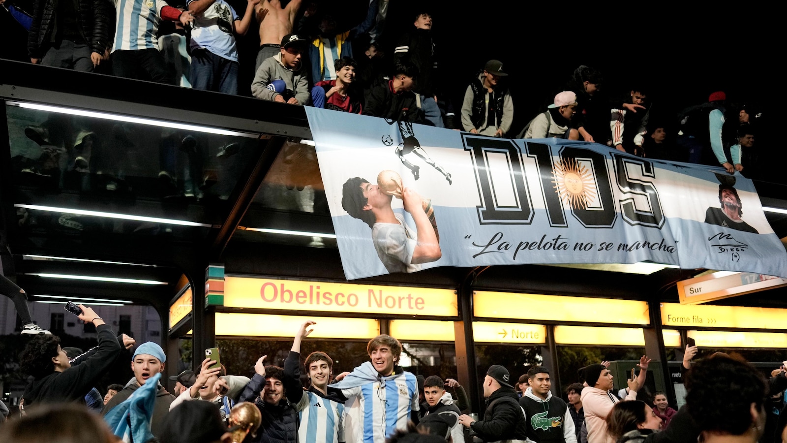 Argentina Fans Celebrate Copa America Victory Amidst National Crises