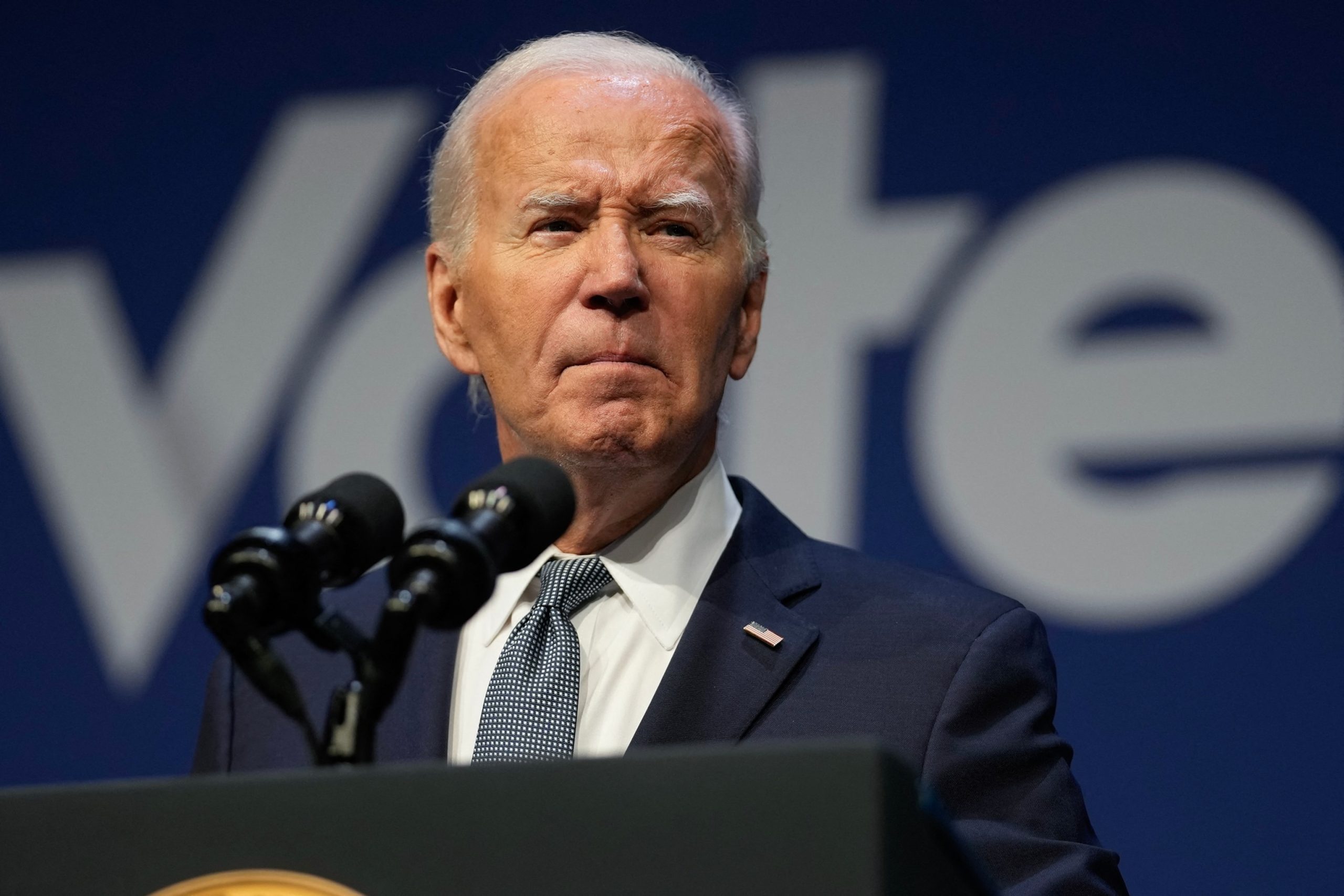 Biden analyzes Trump's RNC speech while isolating at home with COVID-19: Questions content of address