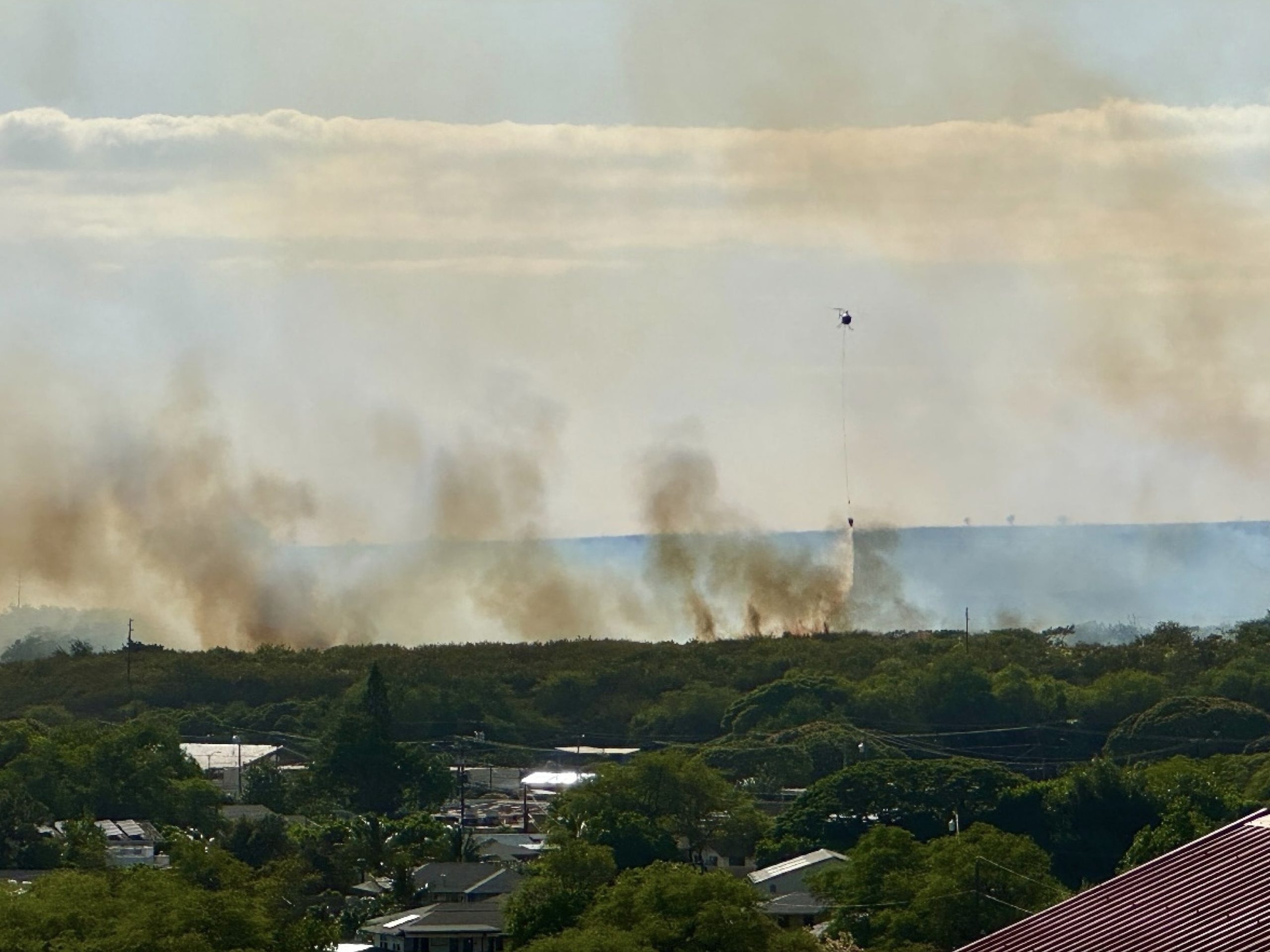 Evacuations lifted as fast-moving brush fire on Kauai Island is now contained