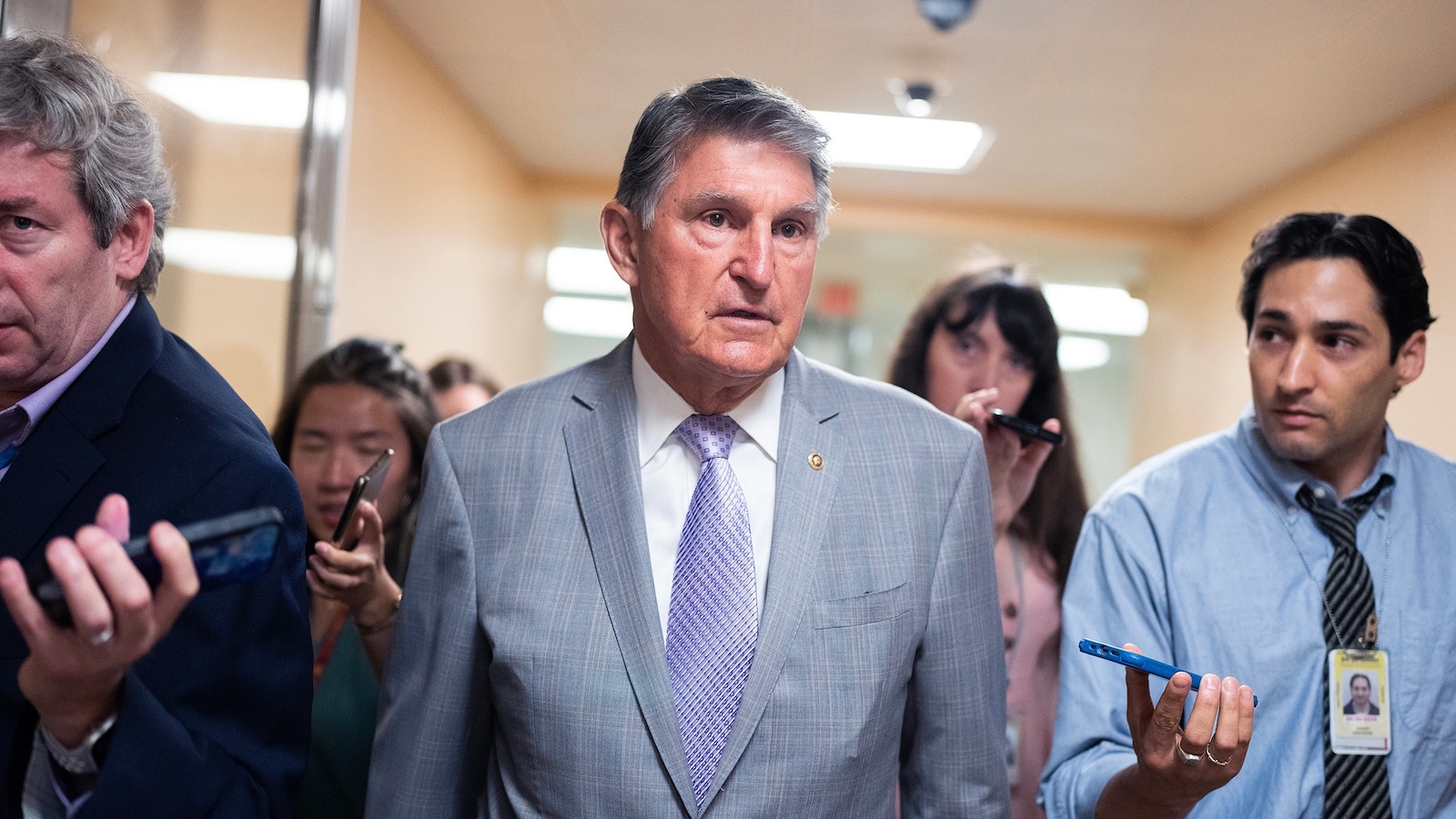 Senator Manchin urges President Biden to end his presidential campaign with a heavy heart