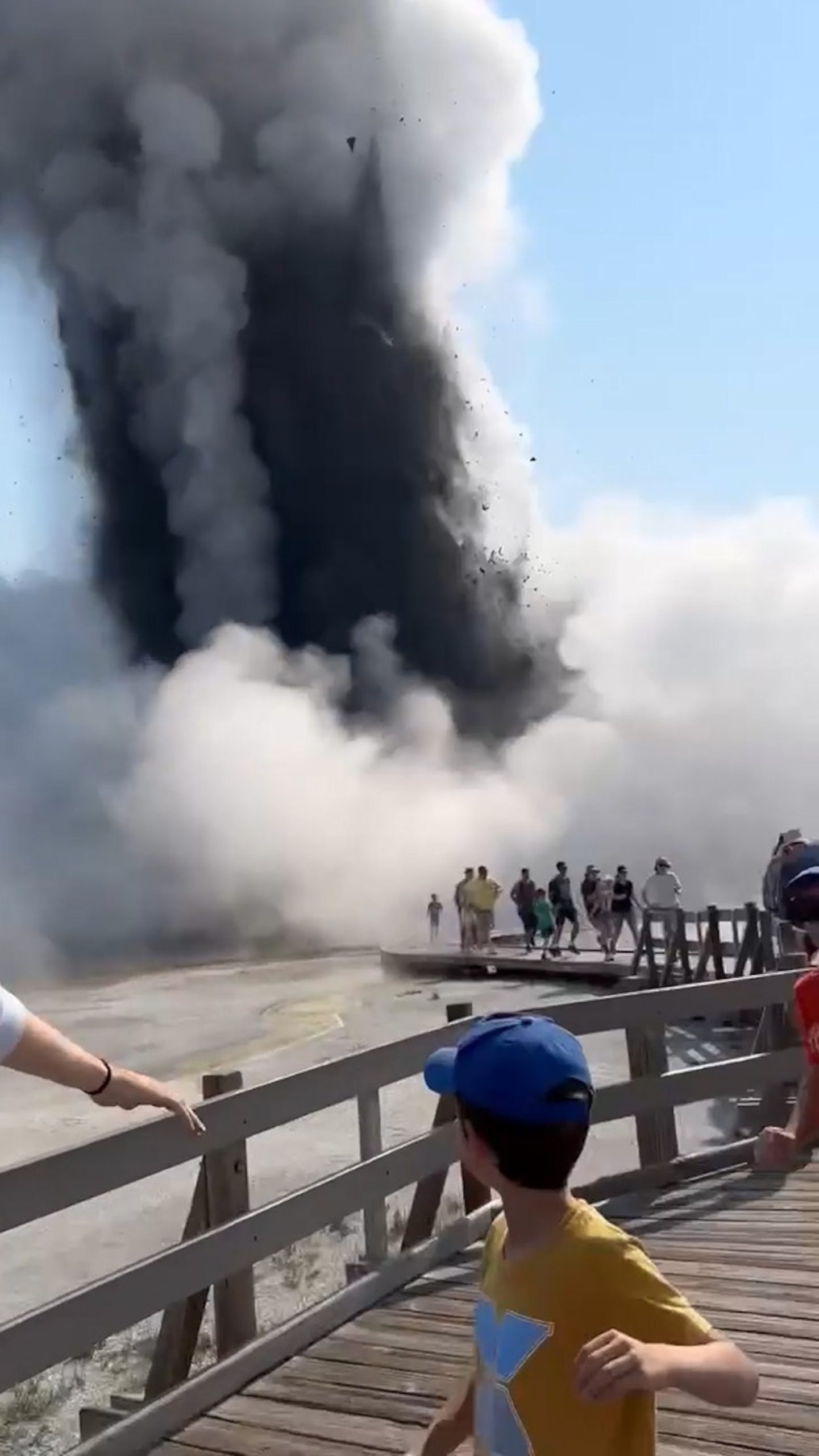 Visitors at Yellowstone National Park flee after geyser explosion