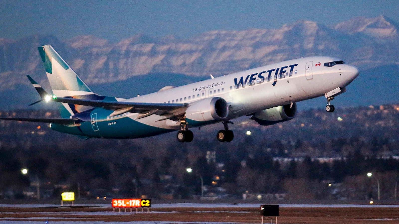 WestJet flight cancellations increase due to ongoing airline strike impacting travelers