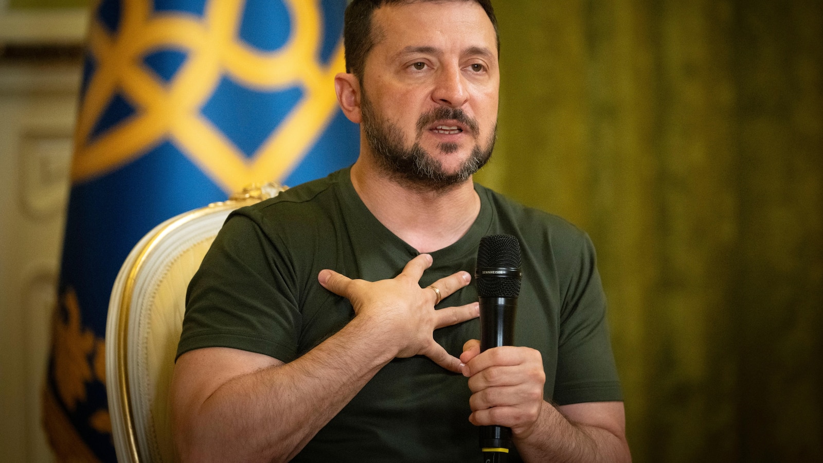 Zelenskyy calls for increased military support for Ukraine, including 25 Patriot air defense systems and additional F-16 warplanes