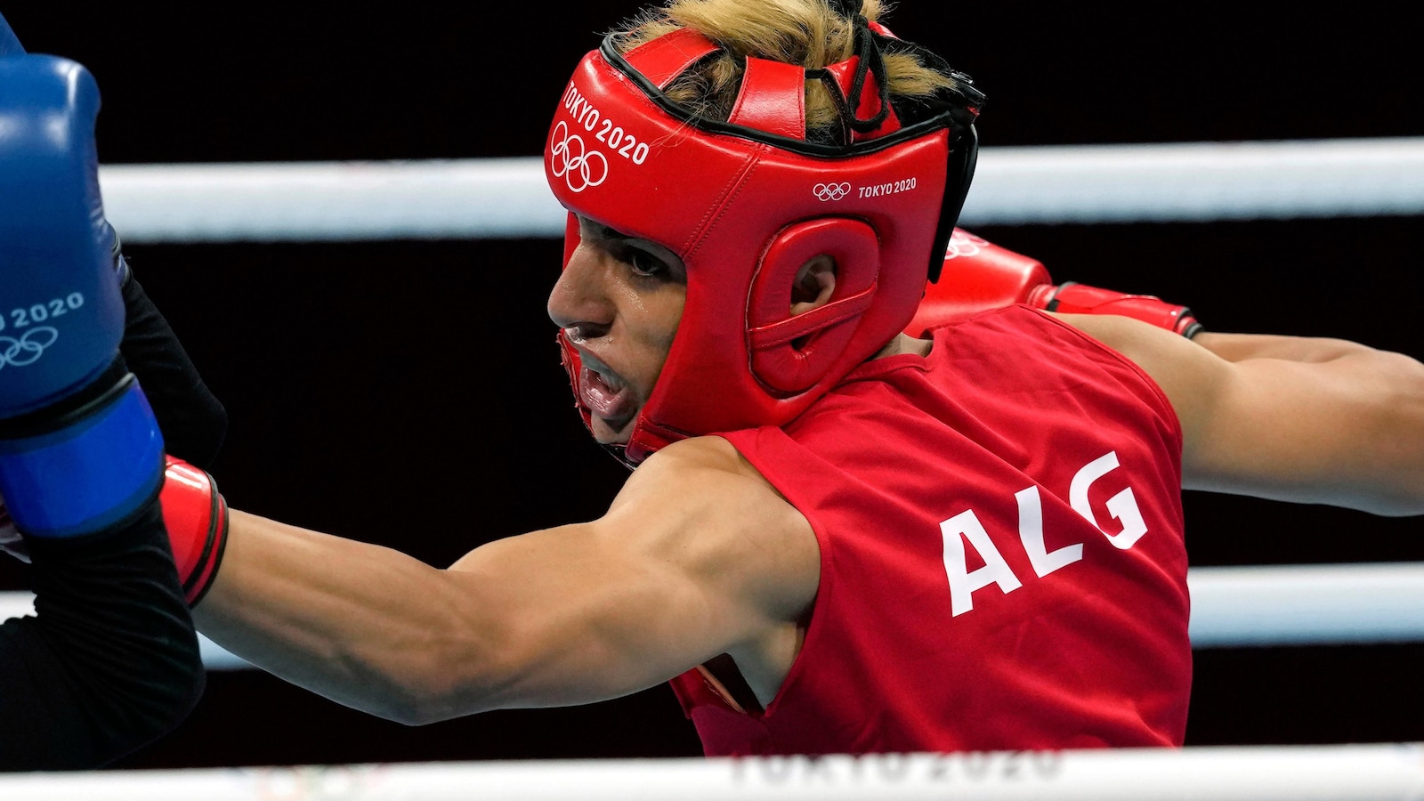 Algerian Boxer Imene Khelif Wins First Olympic Fight as Opponent Quits After Gender Test Issue