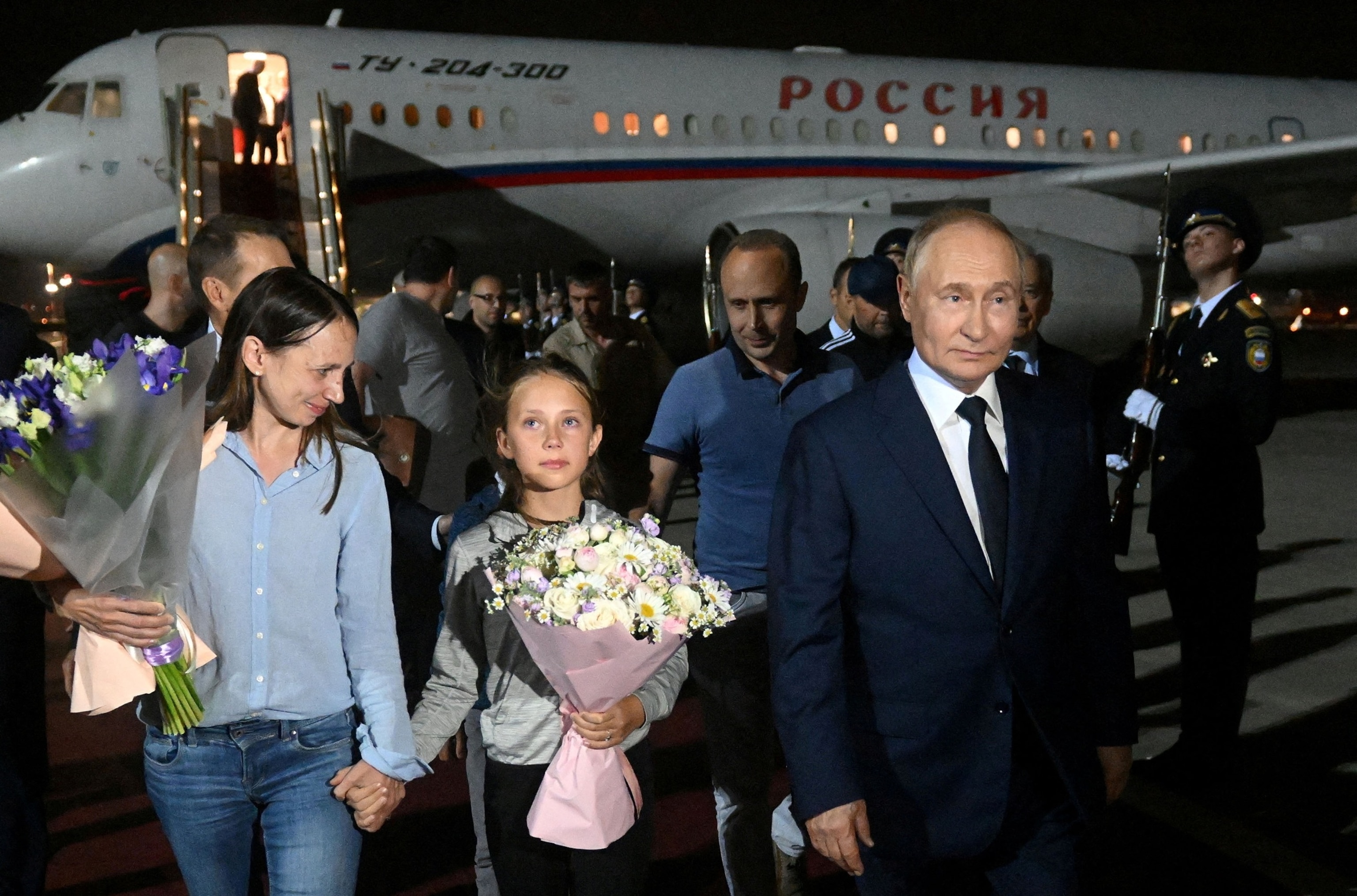 PHOTO: Vladimir Putin welcomes Russian nationals following a prisoner exchange between Russia with Western countries, during a ceremony at Vnukovo International Airport in Moscow, Russia August 1, 2024.