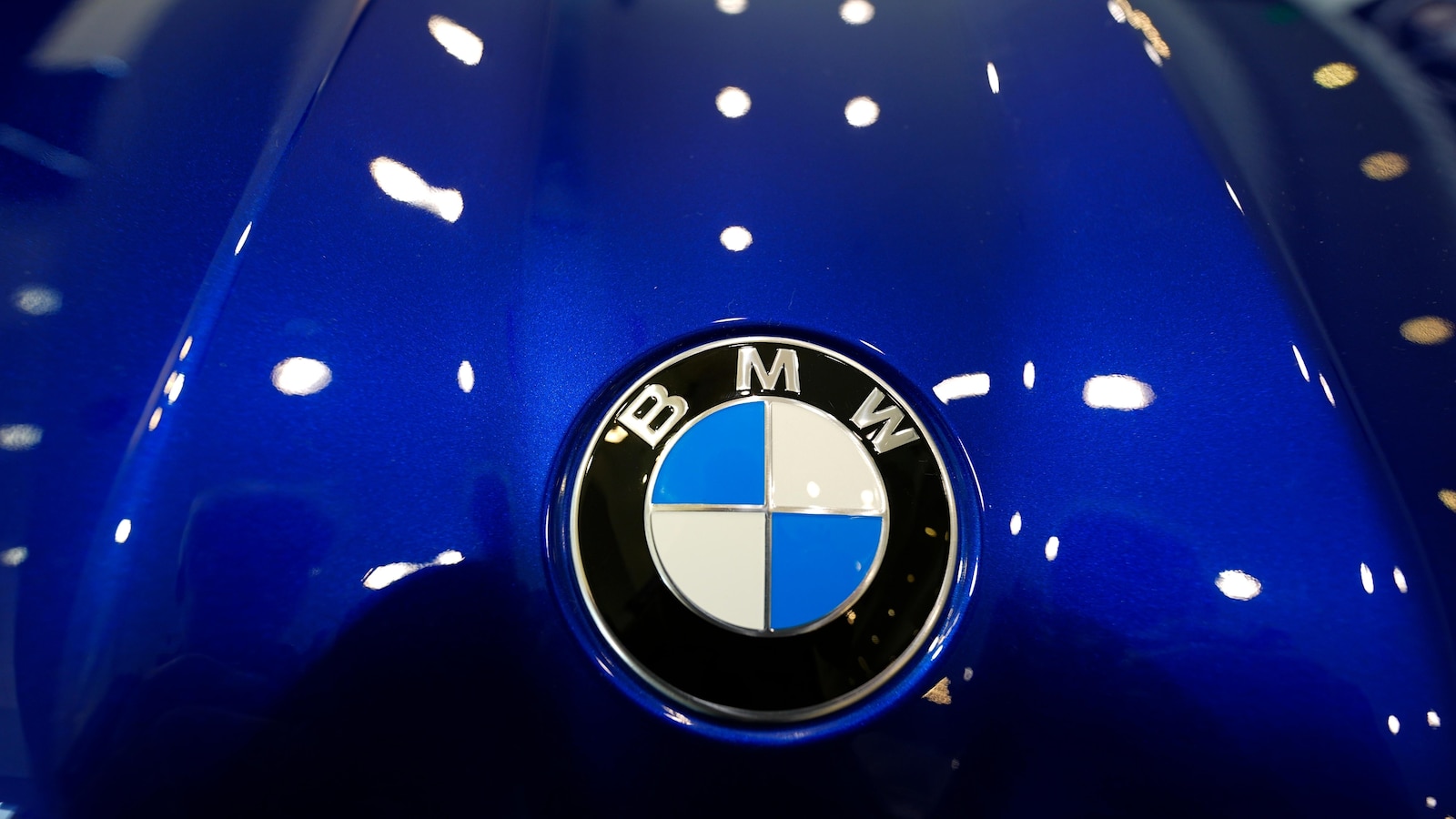 BMW issues recall for over 720,000 vehicles over water pump problem