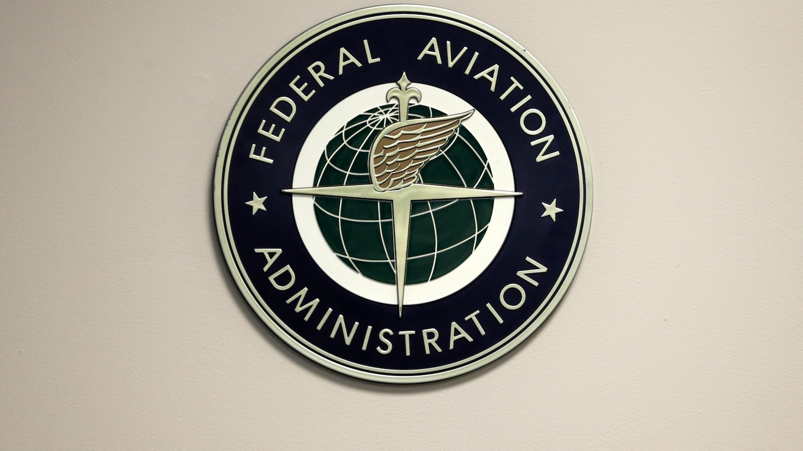 FAA Sends 43 Cases of Unruly Airline Passengers to FBI for Potential Prosecution