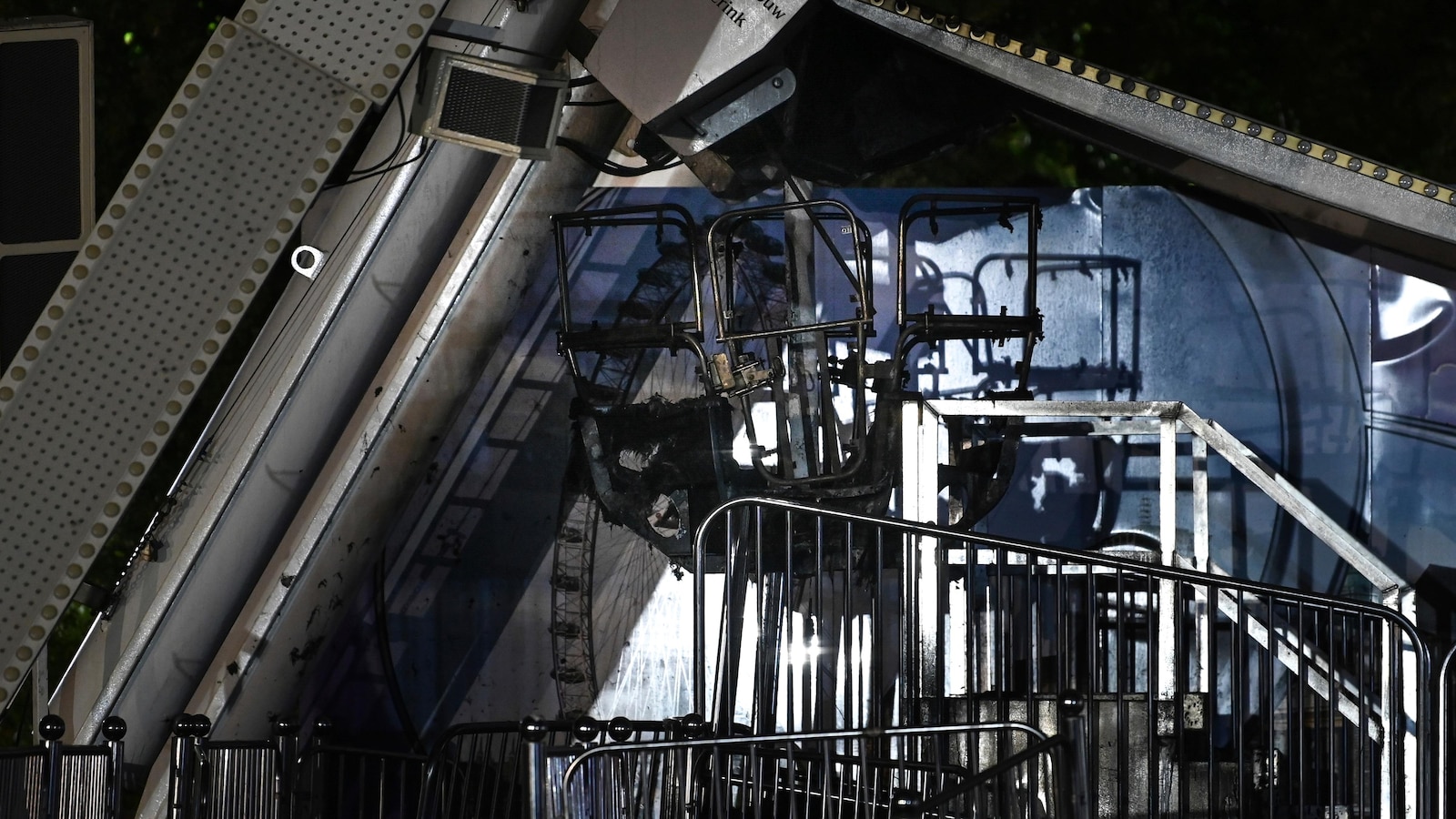 Fire on Ferris Wheel in Eastern Germany Results in 23 Injuries