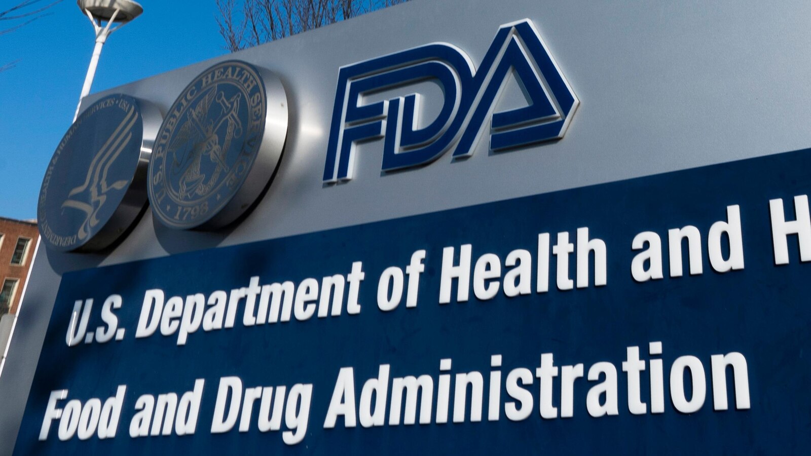 First nasal spray approved by FDA for treatment of severe allergic reactions