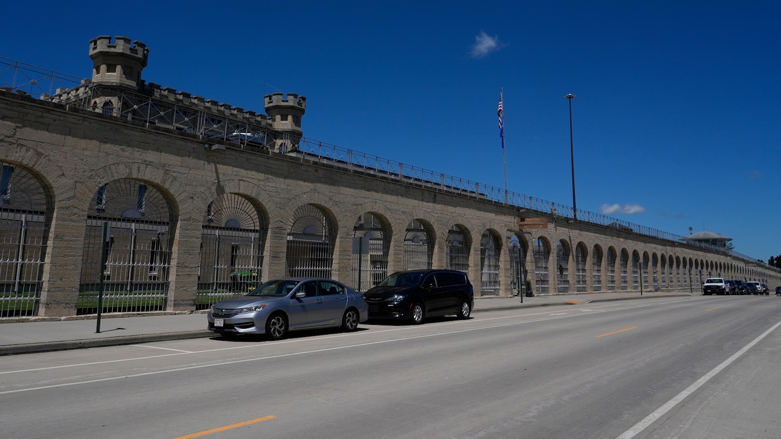 Former Warden of Wisconsin Prison Faces Misconduct Charge as Fifth Inmate Dies