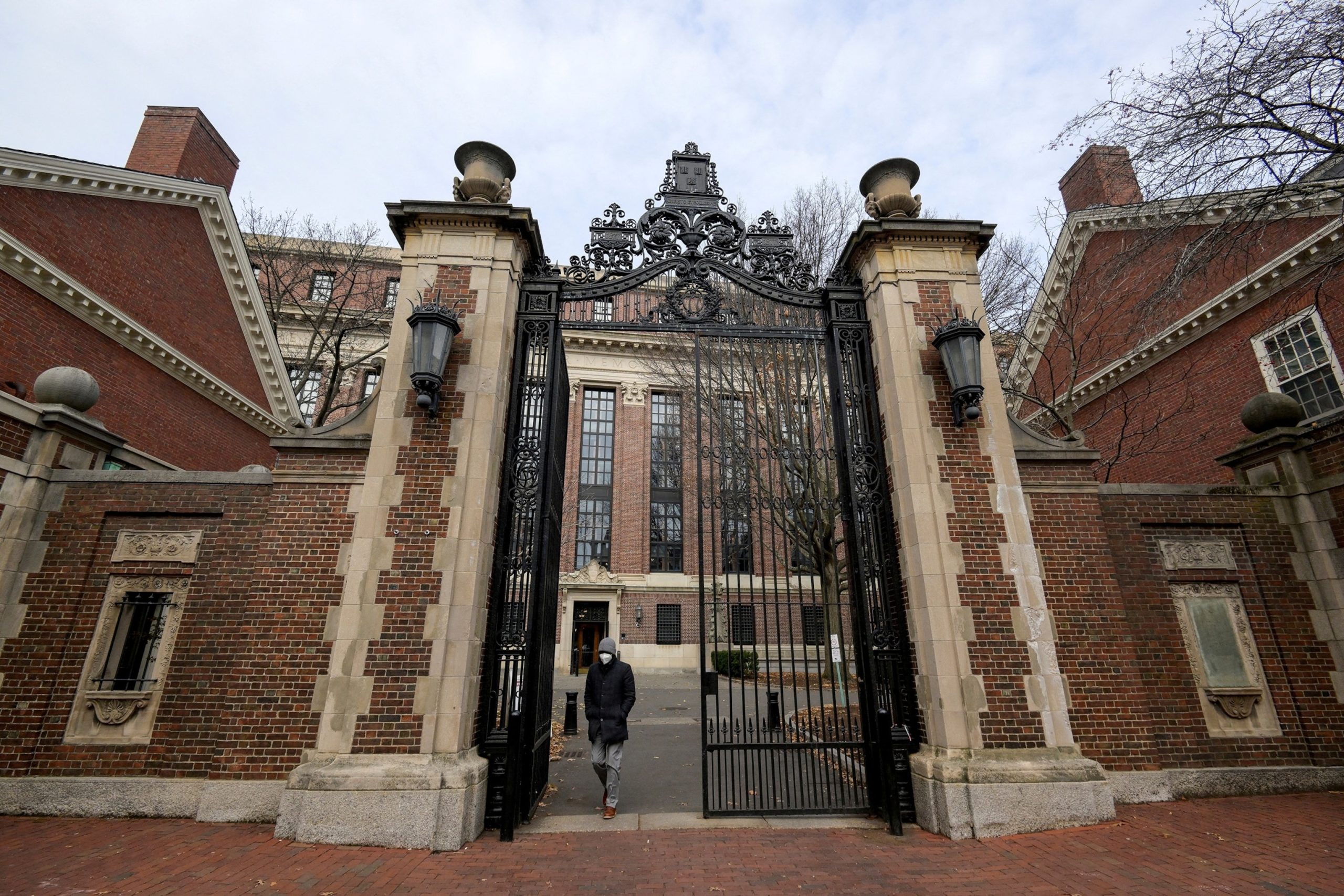 Judge rules that Harvard must face antisemitism lawsuit for allegedly failing Jewish students