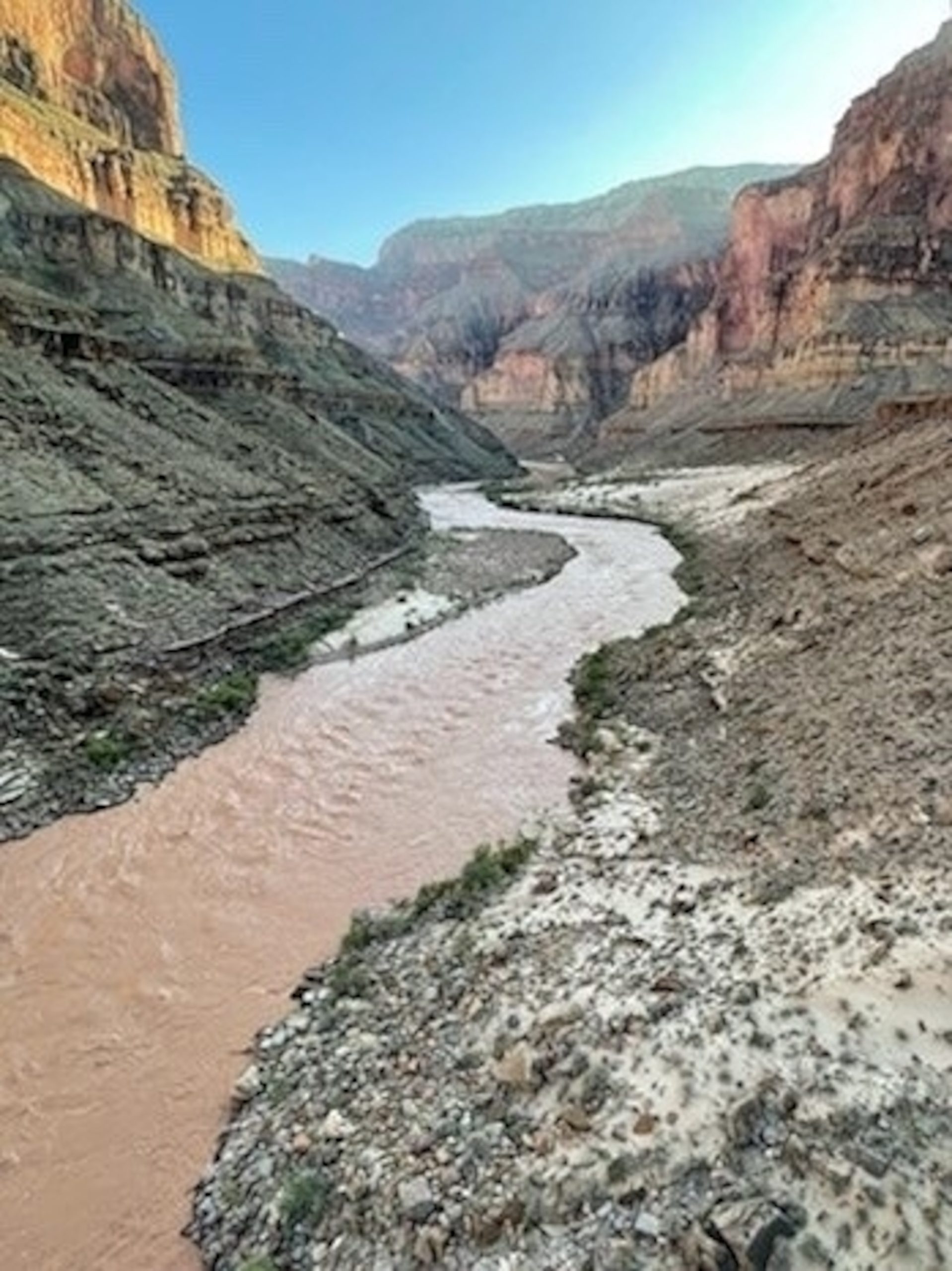 Tragic Accident: 80-Year-Old Passes Away After Falling Off Boat During Grand Canyon Rapids Trip