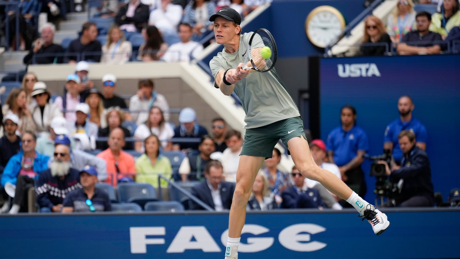 Jannik Sinner defeats Taylor Fritz in US Open men's final