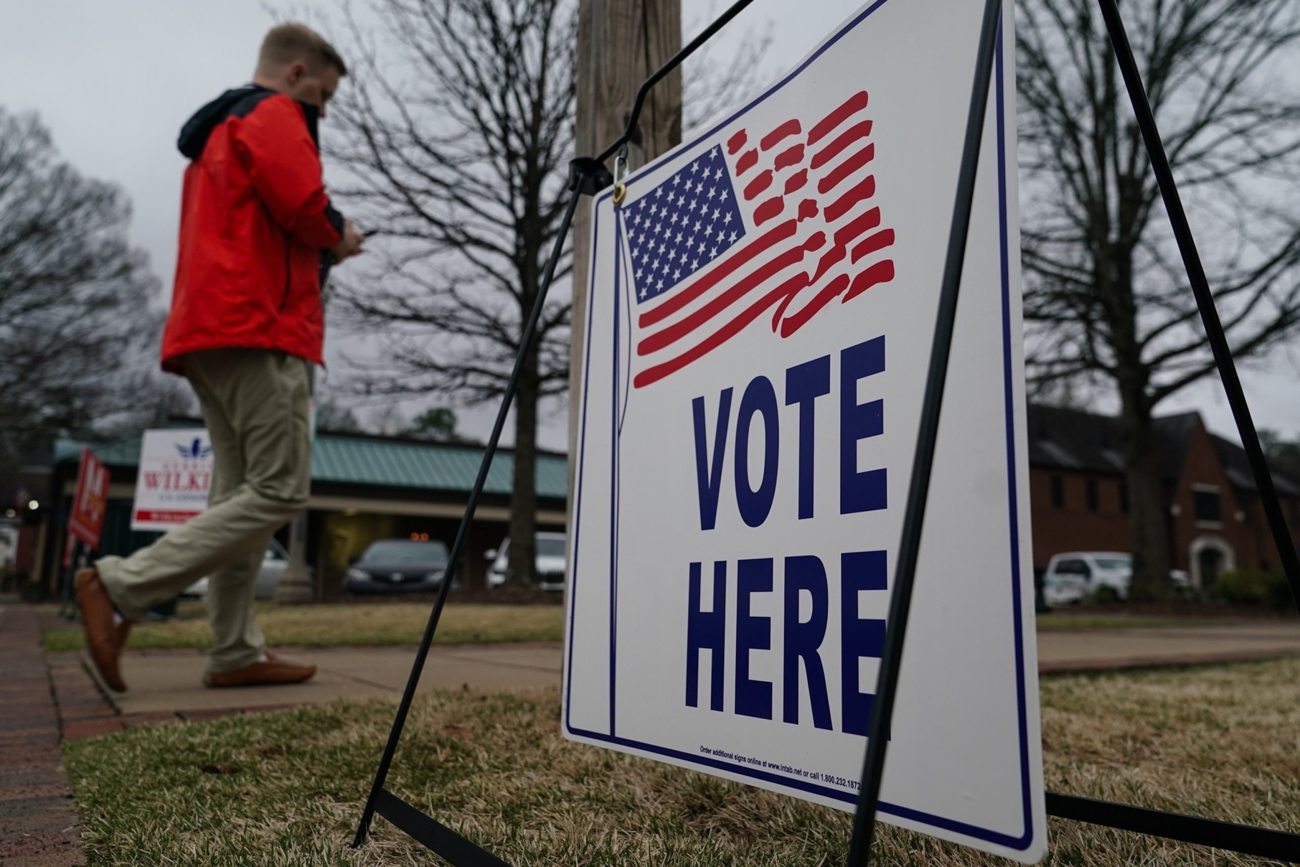 Lawsuit filed against Alabama officials for alleged suppression of voting rights for new citizens