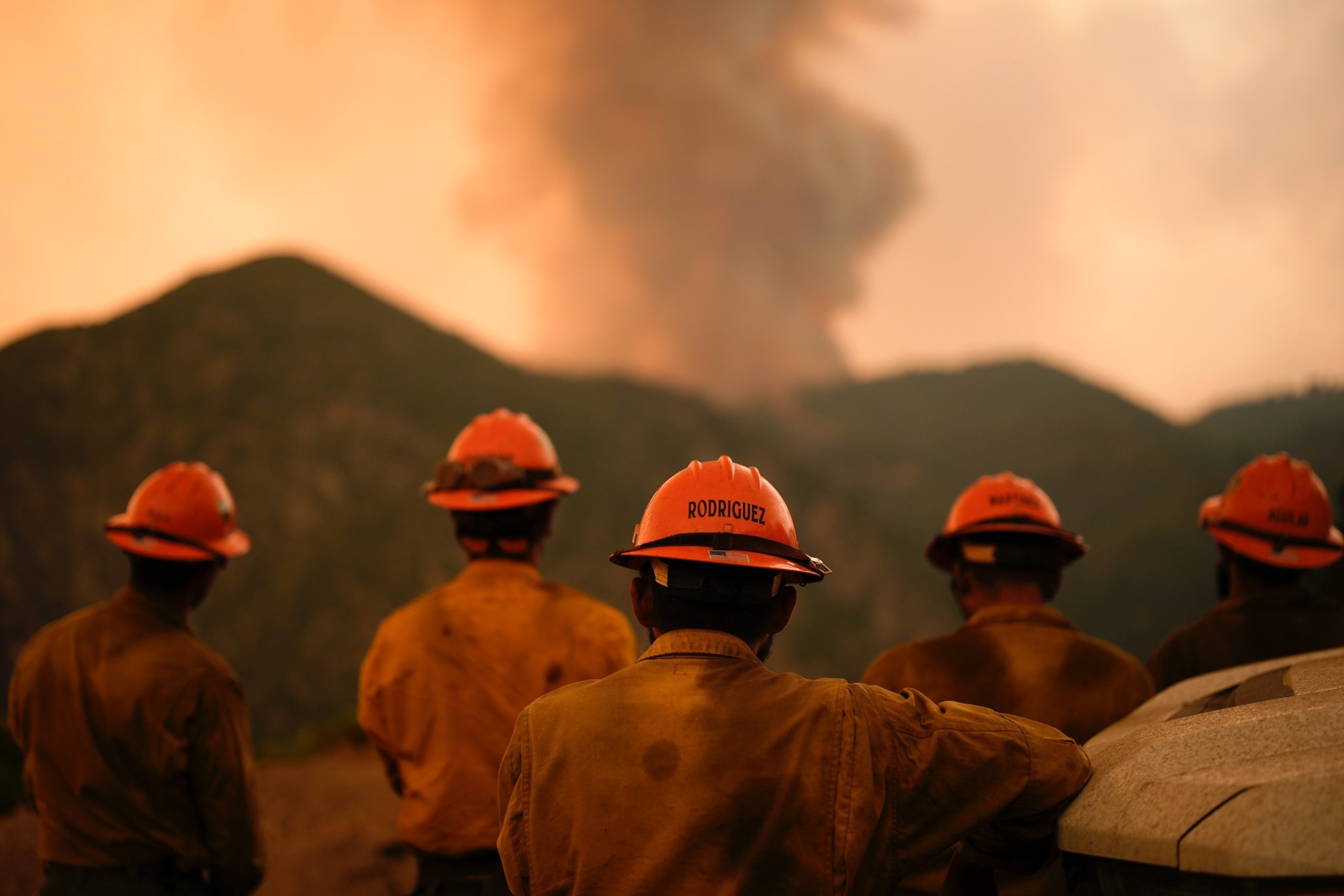 National Guard mobilizes ground and air forces in response to California Line Fire