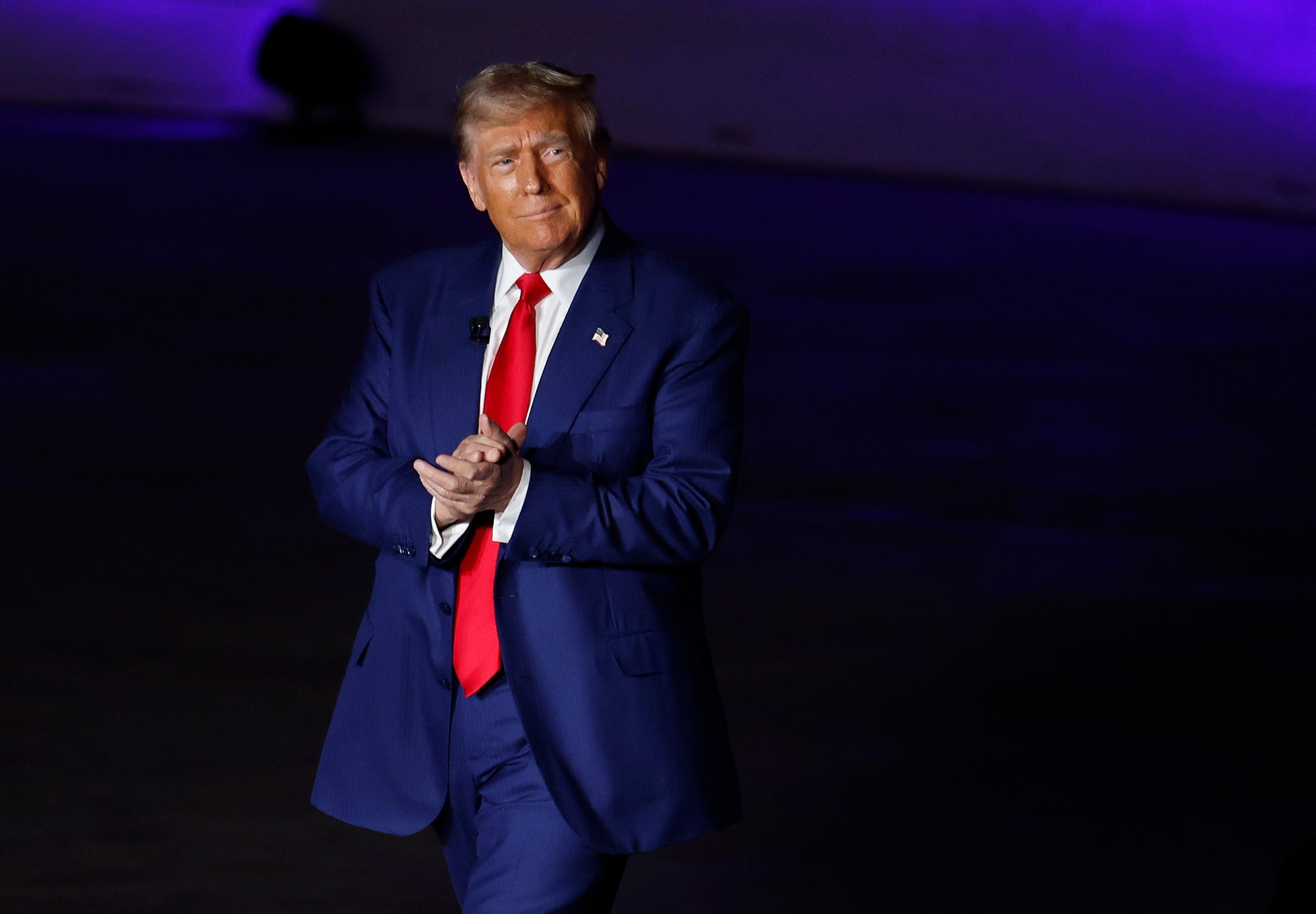 PHOTO: Donald Trump Participates In Fox News Town Hall