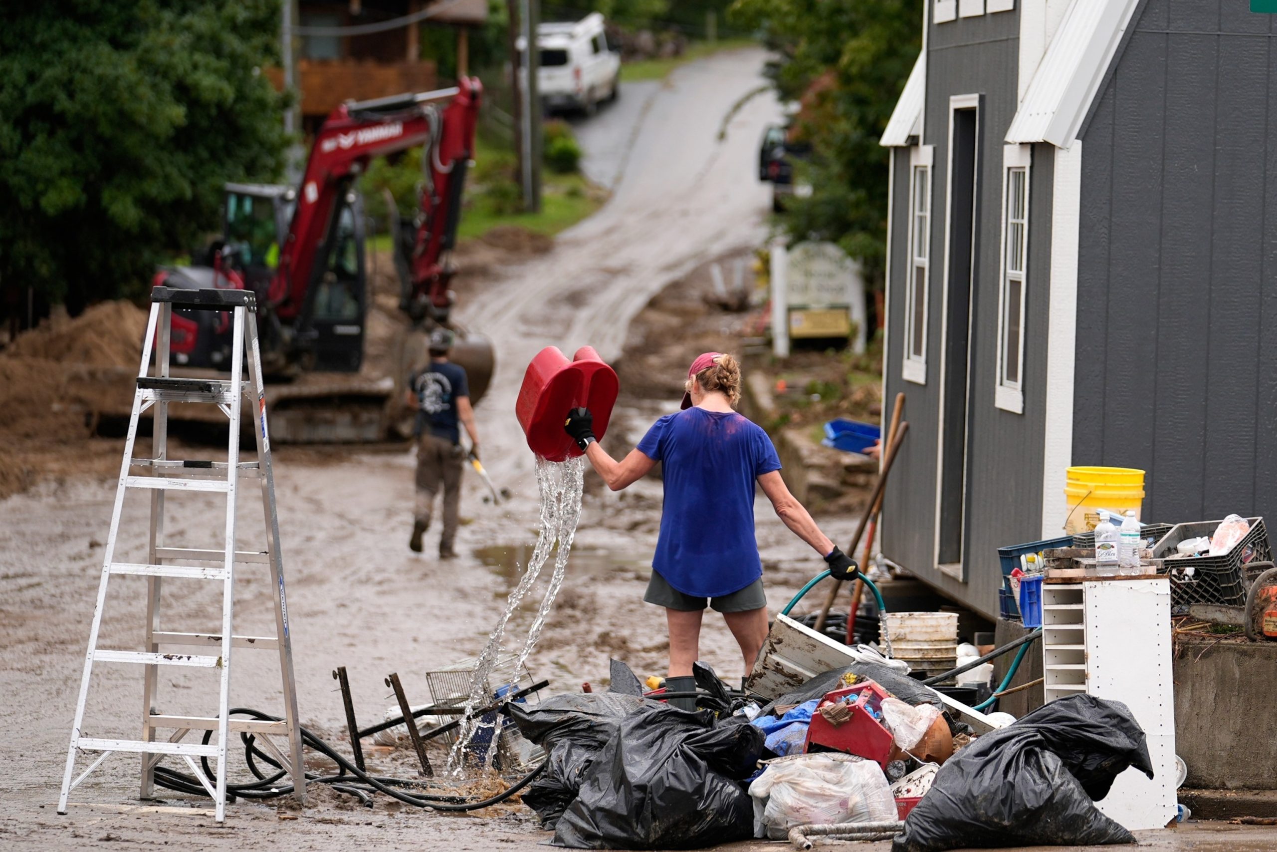 White House refutes Trump's claim that FEMA disaster relief funds were used for migrants